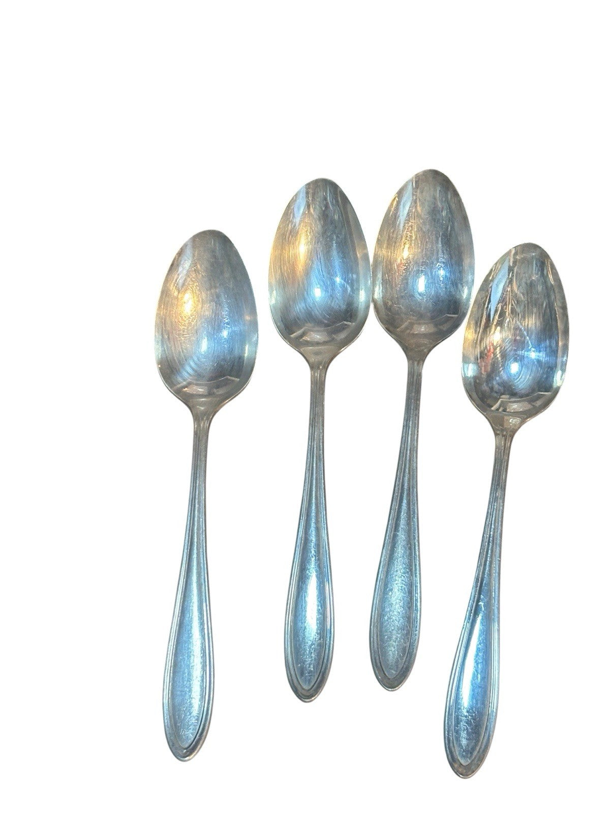 COMMUNITY PLATE SILVERWEAR SET, 16-PEICE (1-TEASPOON MISSING), SILVER/VINTAGE