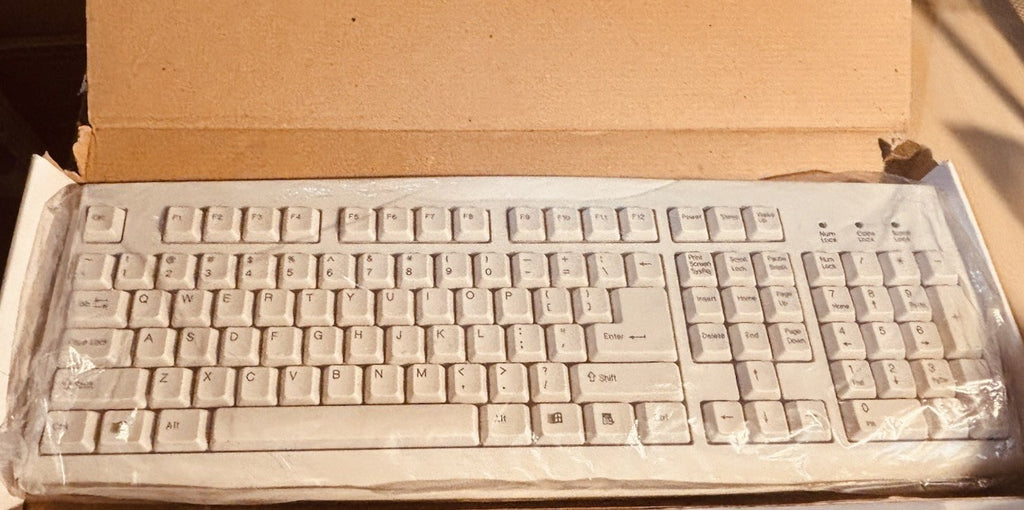 *CompUSA Windows Keyboard PS2. Special Function Keys: Power Down, Sleep, Wake