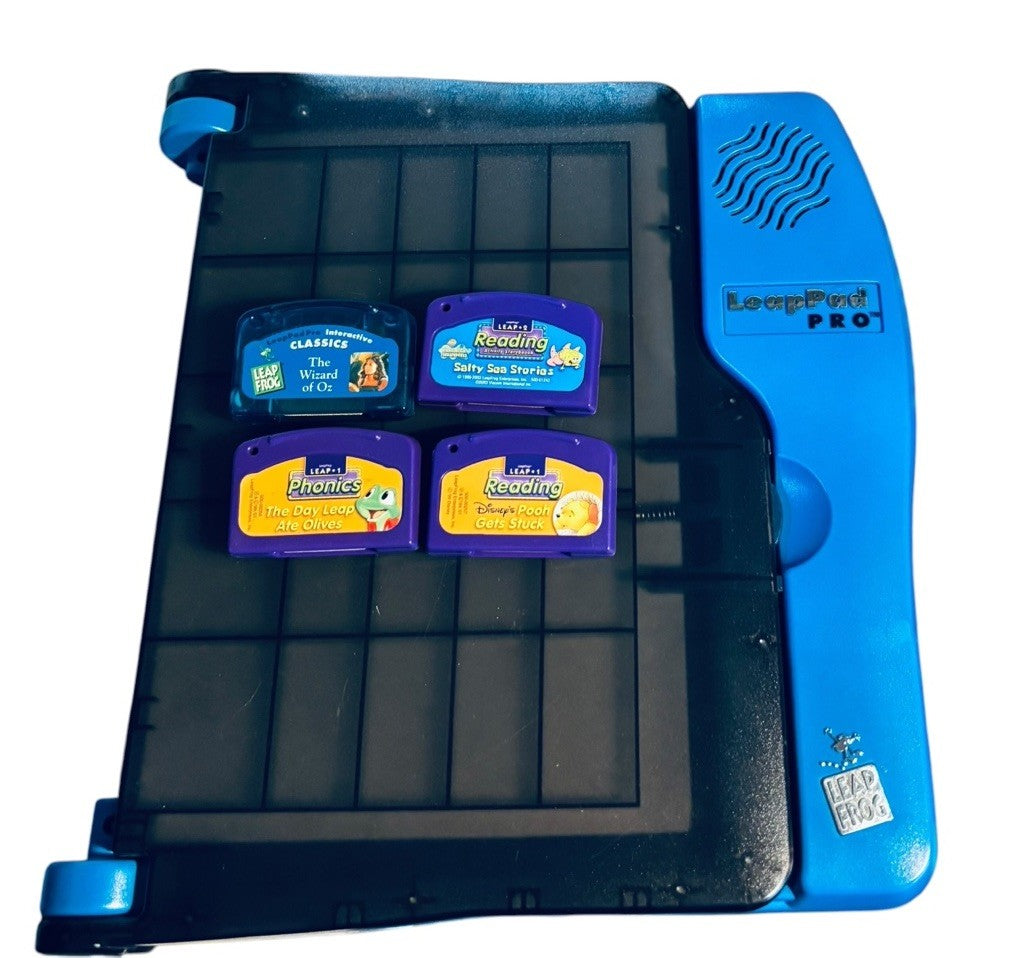*Vintage 2001 LeapFrog Leap Pad Learning System Console/Bag/Books/Games WORKS