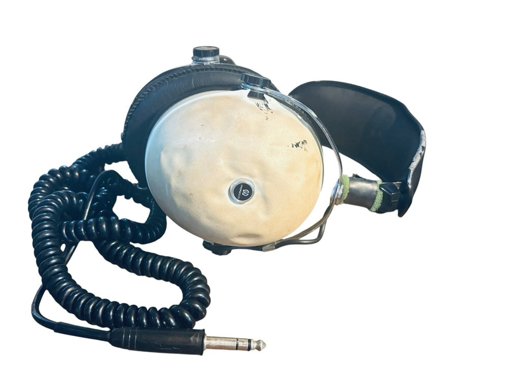 Vintage Pioneer SE-50 White 'Space Age' 2 Way Stereo Headphones w/ Case