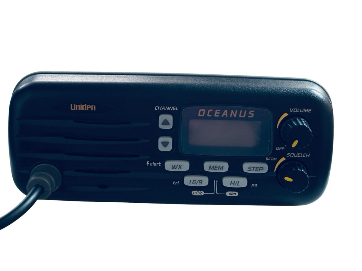 *Uniden Solara BK Compact VHF Marine Radio Model: OCEANUS-bk with Manual NEW