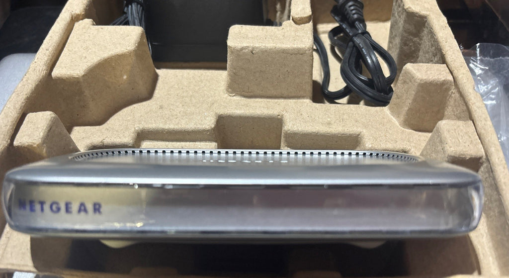 Netgear MR814 11 Mbps 4-Port 10/100 Wireless B Router